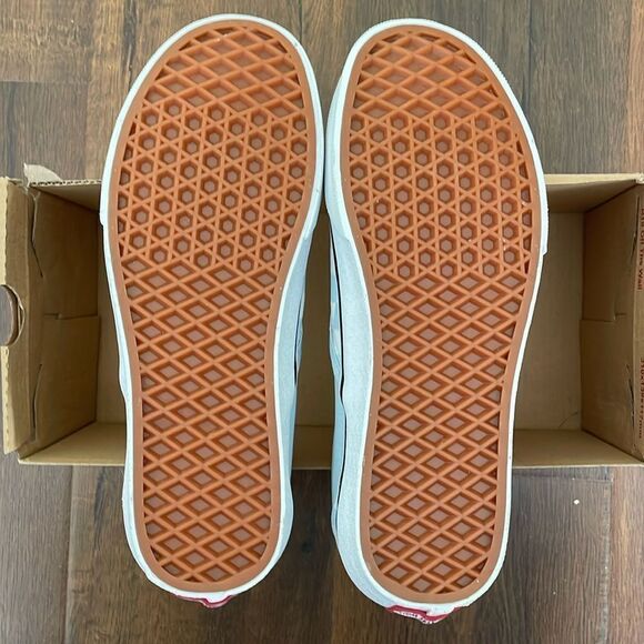VANS CLASSIC CHECKBOARD BABY BLUE WOMEN SIZE 7.5 - Picture 2 of 7